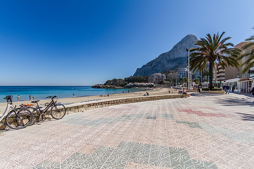 Calpe, Playa Arenal-Bol in Urbano Blanco Luxe apartments